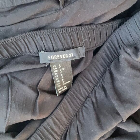 Take 50% OFF- Forever21 Strapless Black Jumpsuit, Size-S - Picture 6 of 6